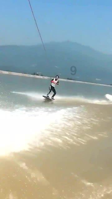 河北故城：村民巧手蒸花馍 金龙送福迎新春